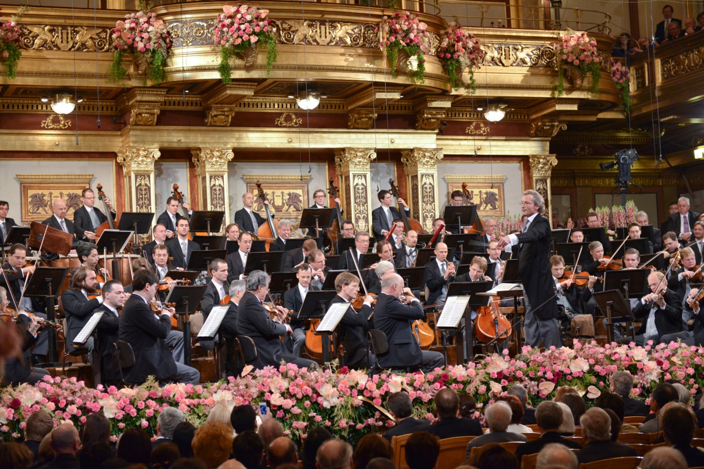 Концерт Венского филармонического оркестра. Фото с сайта binoculars-travel.ru