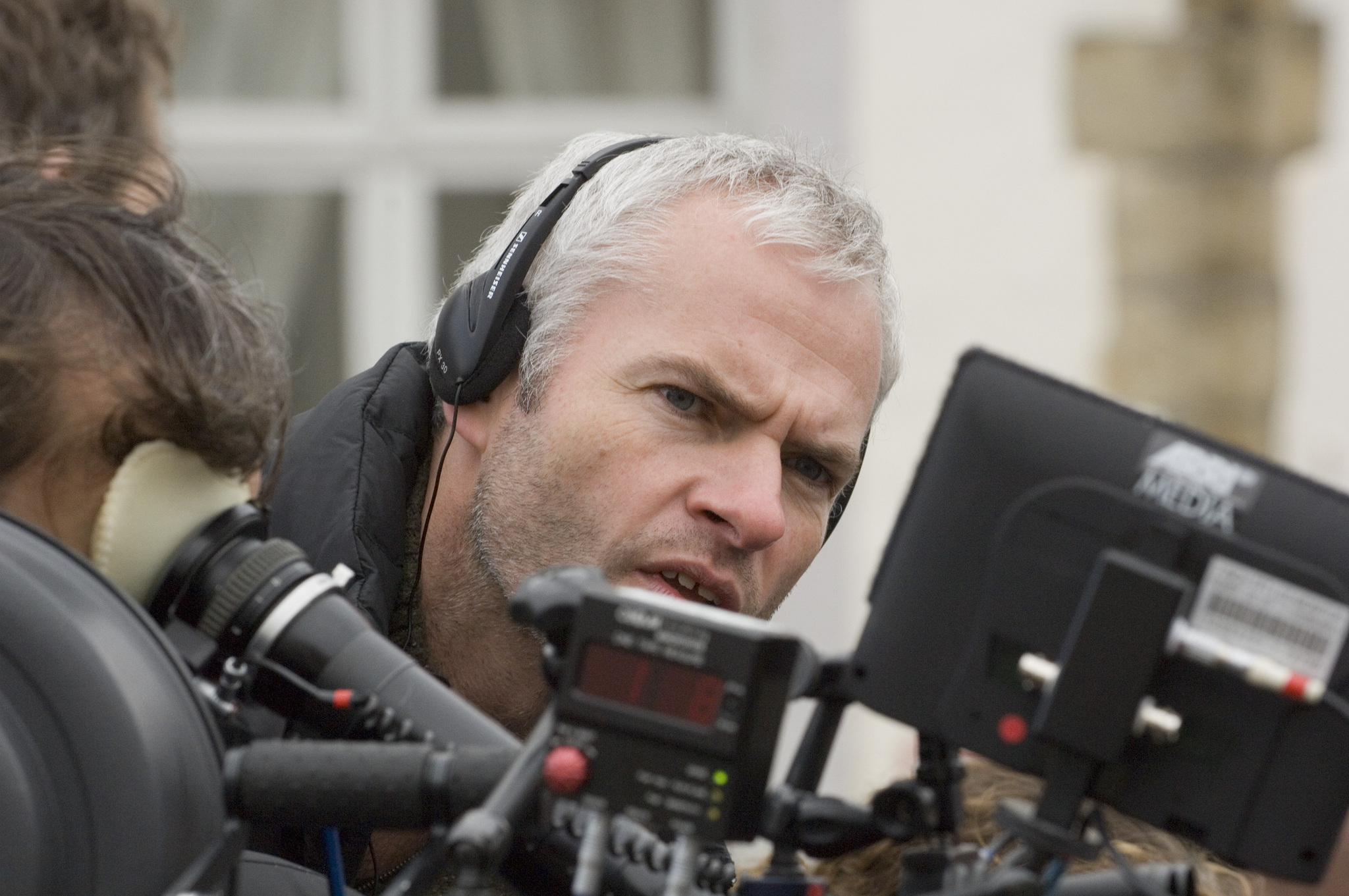 На фото - Мартин МакДонах на съёмках "Залечь на дно в Брюгге". Фото IMDb.