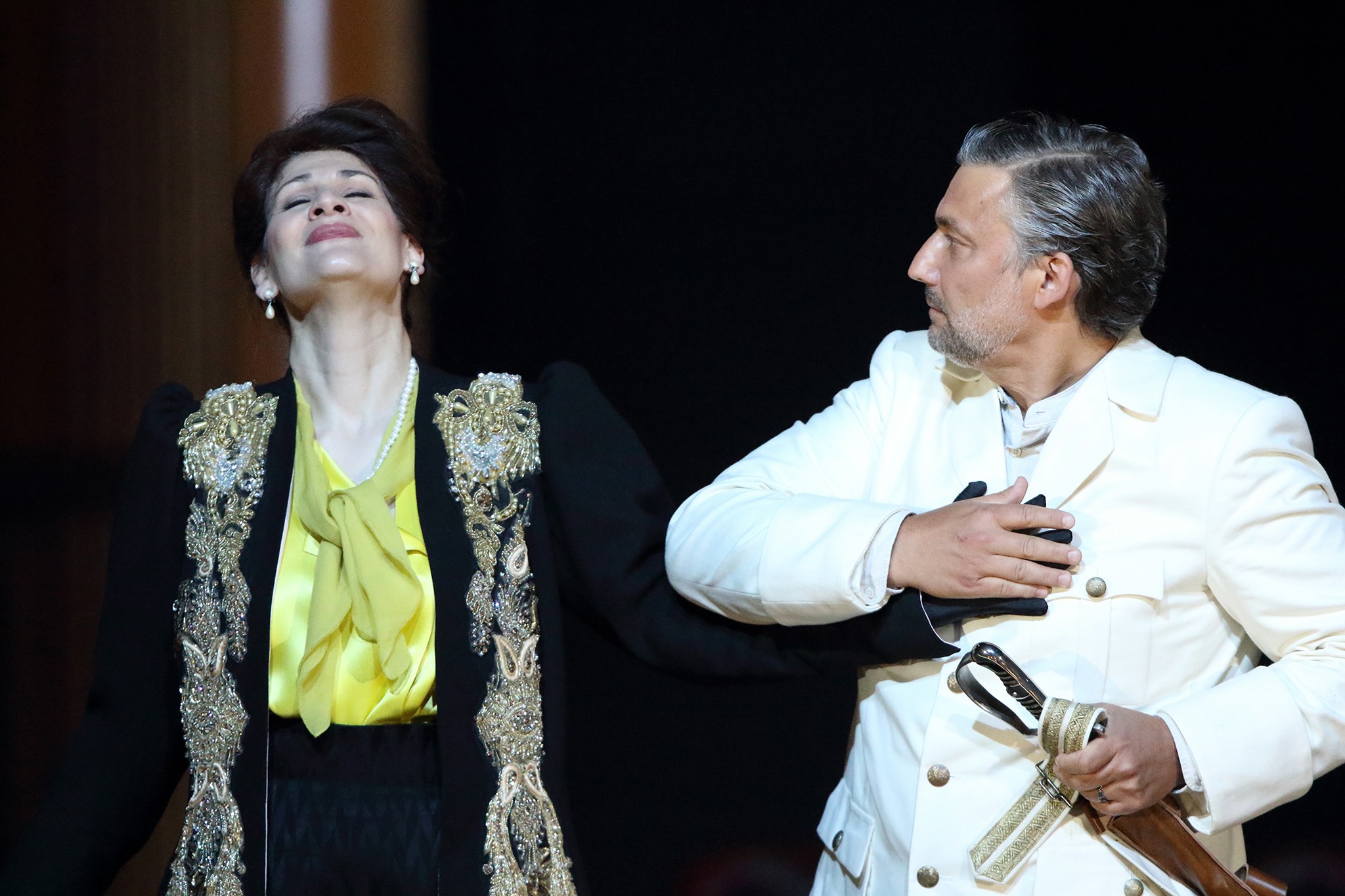 На фото - сцена из спектакля "Тристан и Изольда" © W. Hösl / сайт Баварской оперы