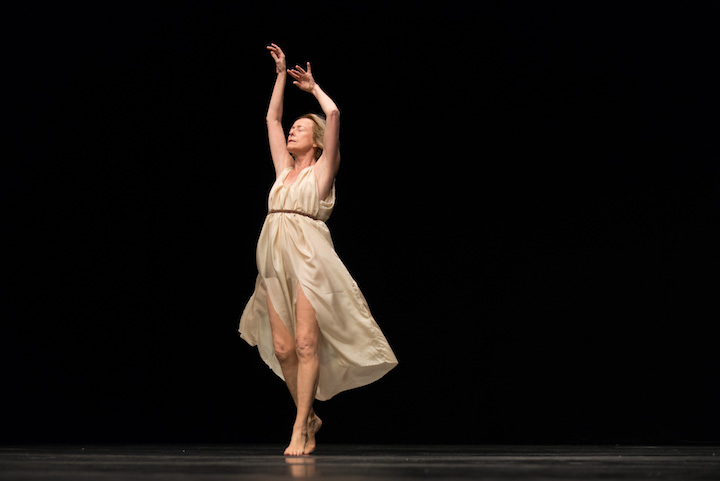 Спектакль Isadora Duncan /©Camille Blake. Фото с сайта фестиваля "Импульстанц" 