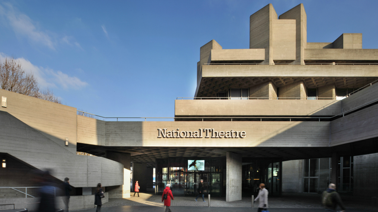 На фото - главное здание Национального театра Лондона © nationaltheatre.org.uk