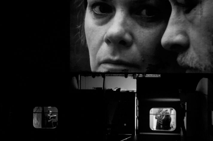 «Путешествие через ночь» по мотивам новеллы Фридерики Майрёкер, режиссер Кэти Митчелл, Schauspiel Köln, 2012