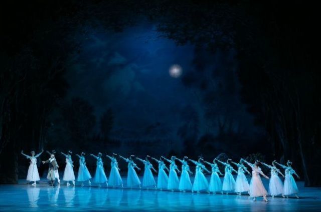 31 июля гастроли откроет балет-феерия Петра Чайковского «Спящая красавица» 