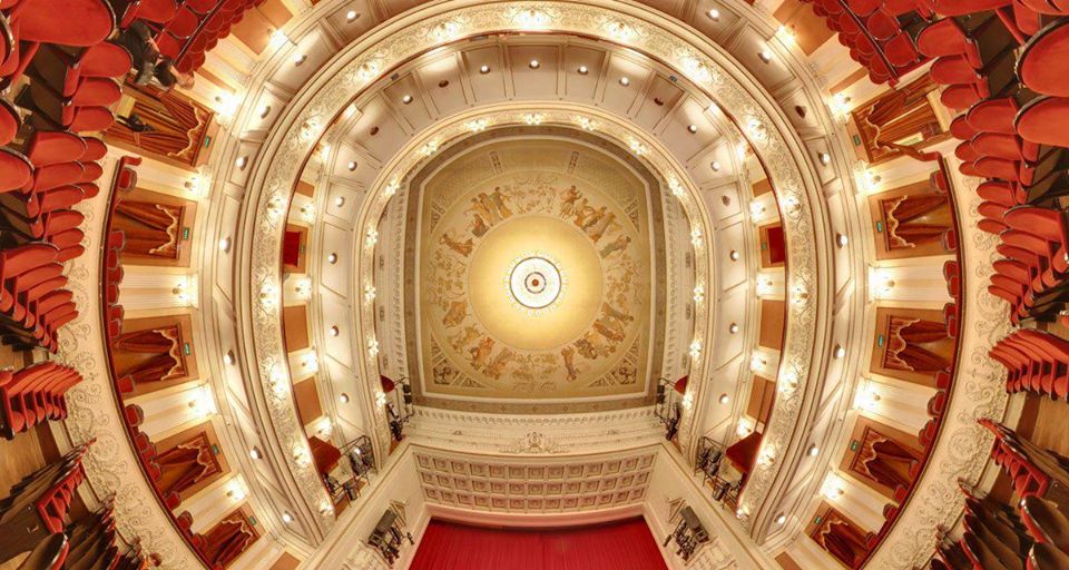 На фото - интерьер Пермского театра оперы и балета. Фото из соцсетей театра