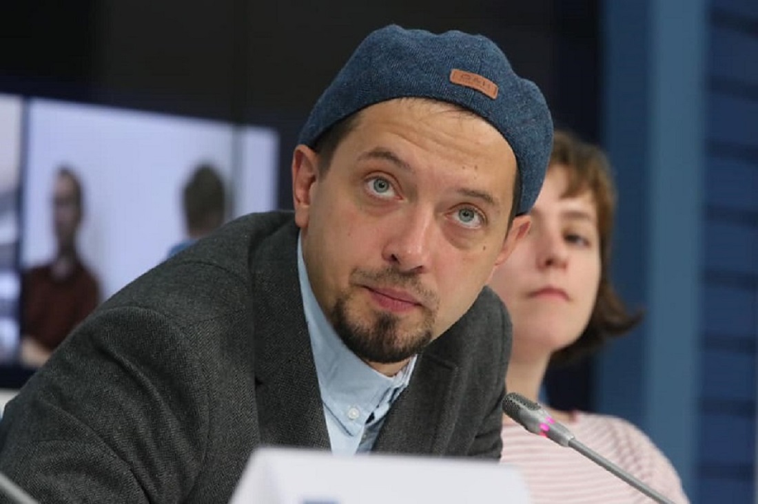 На фото: Юрий Квятовский на пресс-конференции в ТАСС. С сайта Росгосцирка