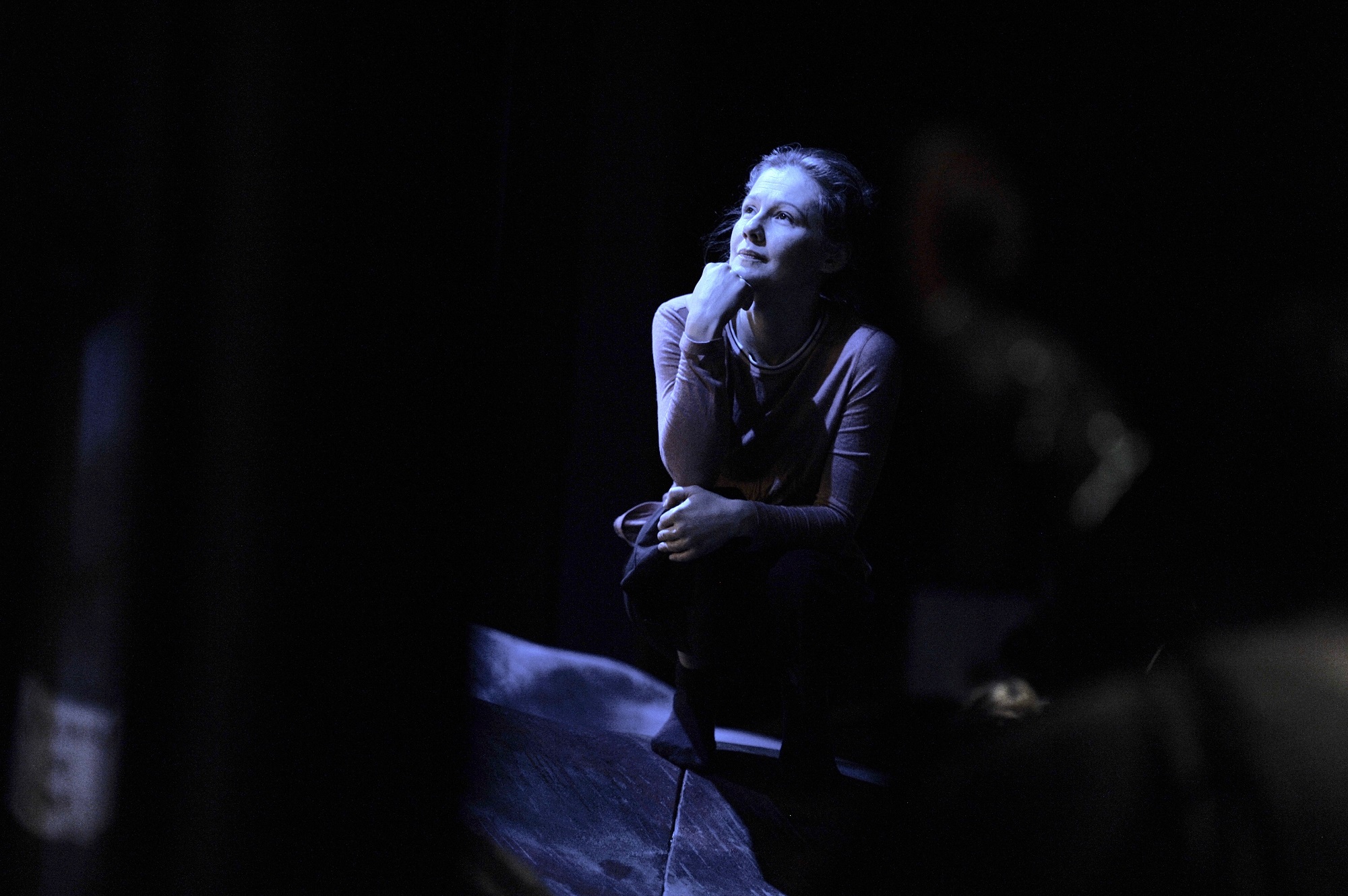 На фото - Полина Агуреева на репетиции спектакля "1000 и 1 ночь". Фото Ларисы Герасимчук