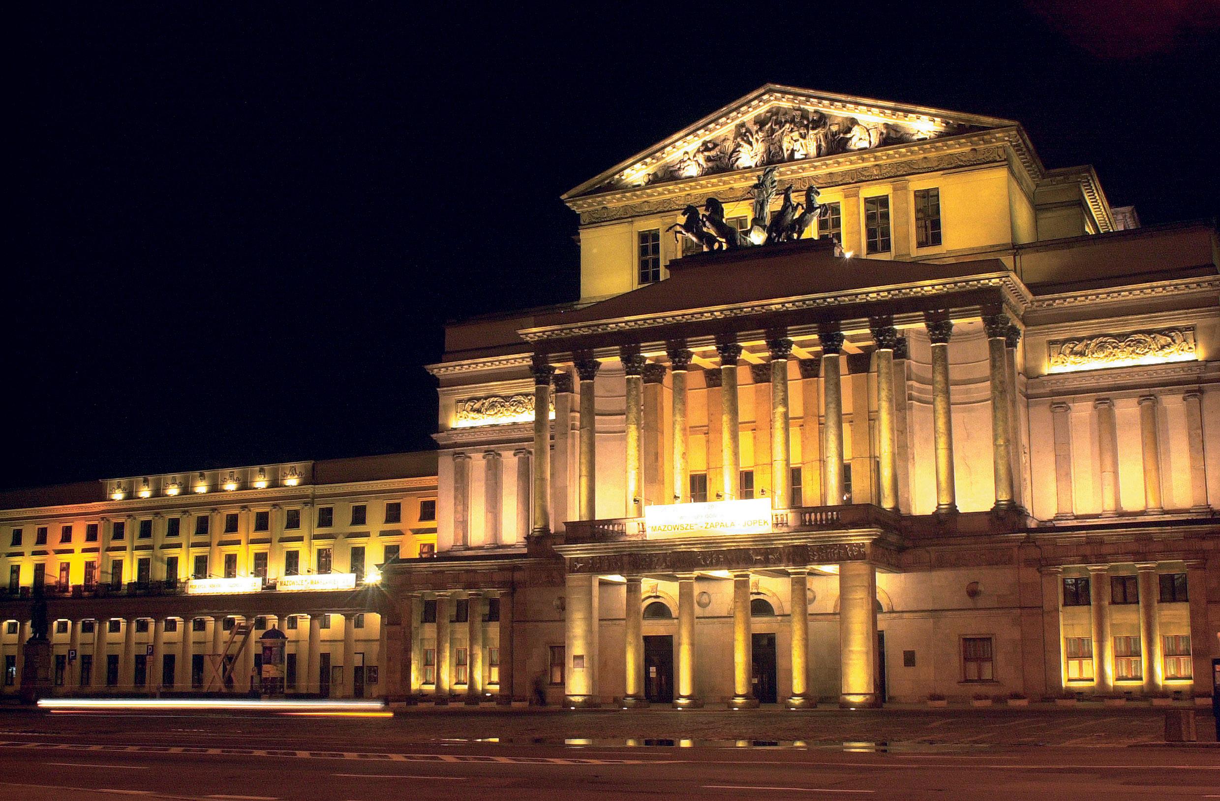 Большой театр — Национальная опера в Варшаве. Фото — tournavigator.pro