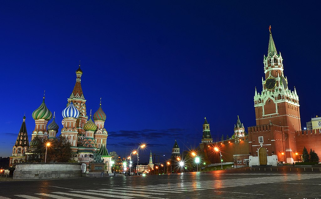 На фото - Красная площадь © Сергей Коровкин / ru.wikipedia.org