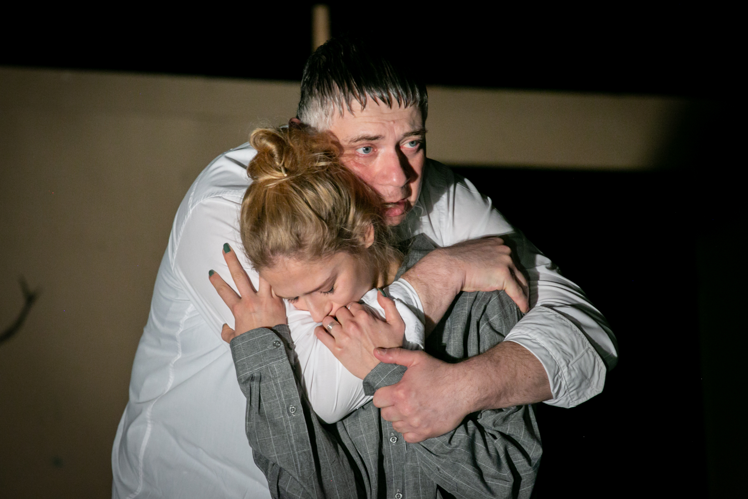 На фото - Александр Новиков и Диана Милютина © Пресс-служба Театра им. Ленсовета