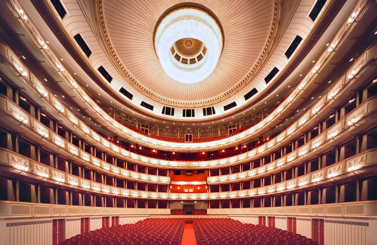 На фото - зал Венской государственной оперы © wiener-staatsoper.at