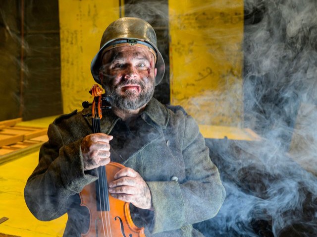 Промофото спектакля «Музыка для живых» © www.theater-bonn.de
