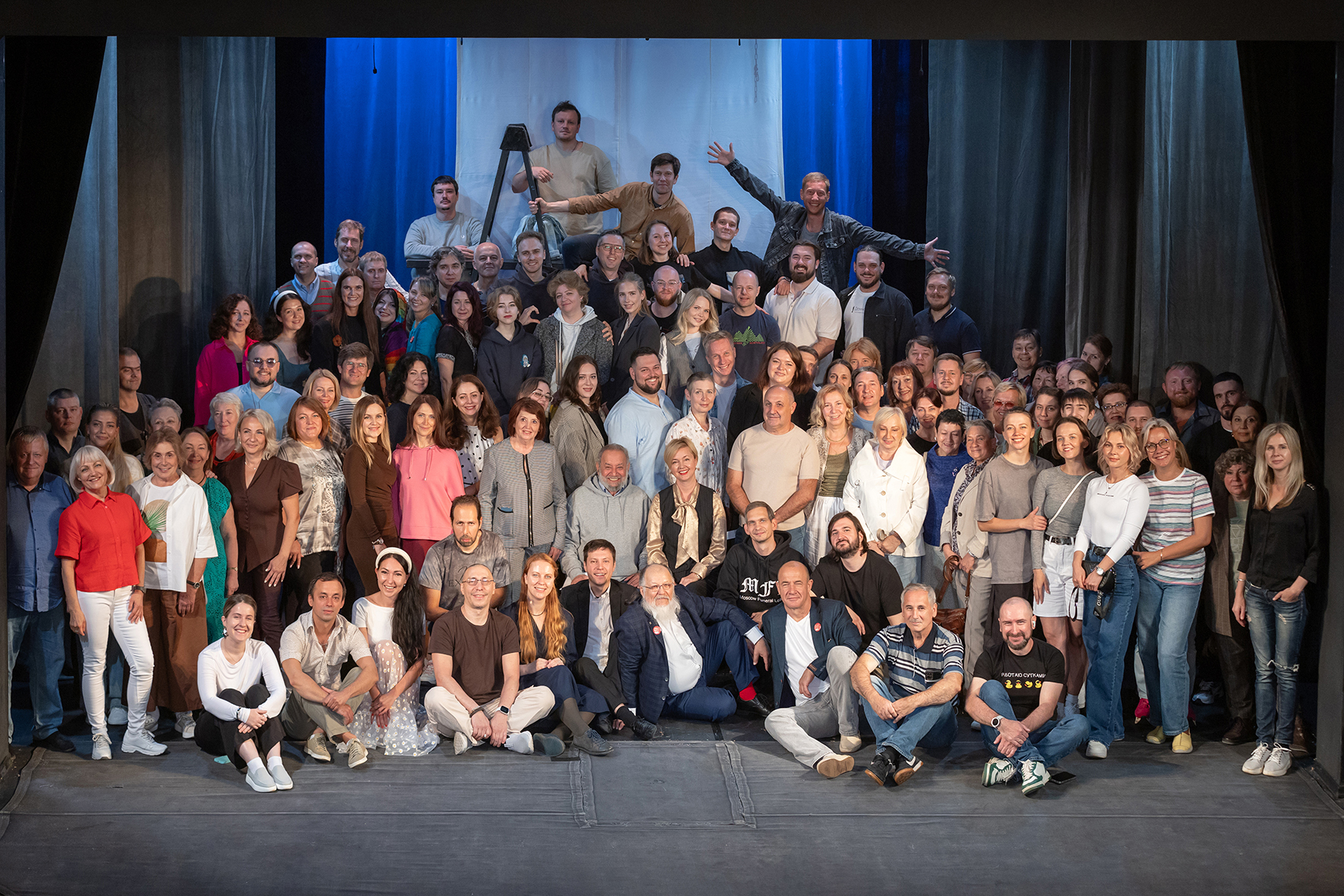 На фото — коллектив МТК на сборе труппы 19 августа 2025 © Анна Гребляускайте