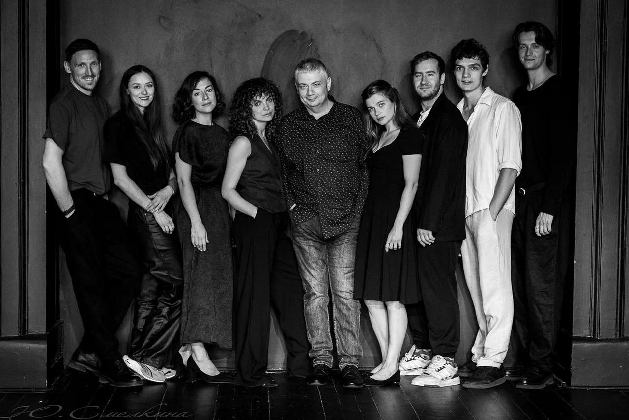 На фото — участники спектакля «Старший сын» © пресс-служба Театра имени Ленсовета