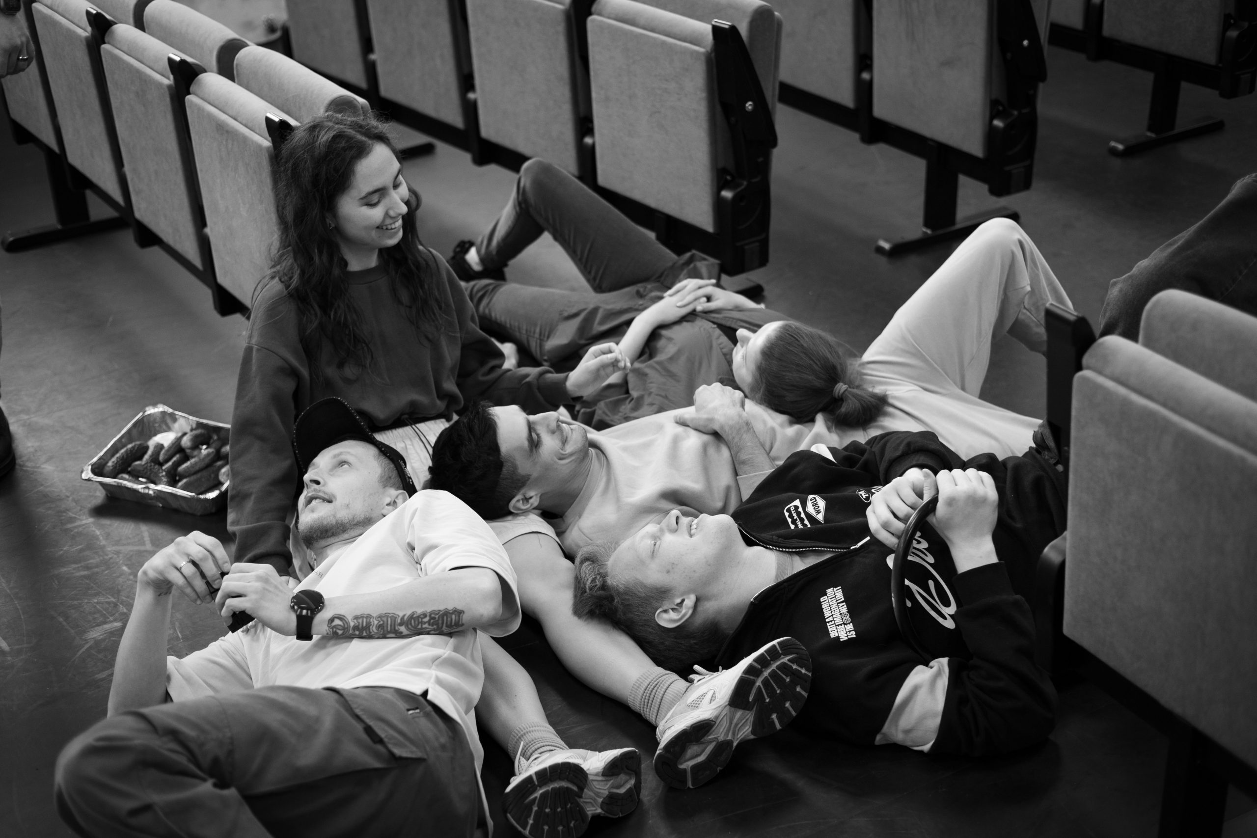 На фото — момент репетиции спектакля «Молодость всё простит» © пресс-служба Театра на Таганке