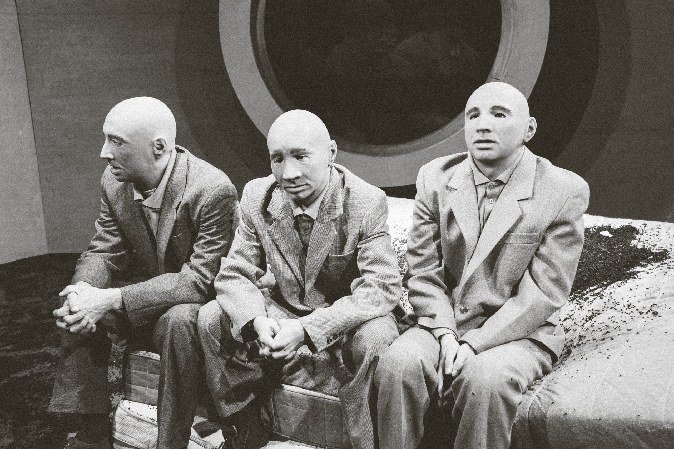 На фото &ndash; сцена из спектакля &laquo;Картотека&raquo; &copy; пресс-служба фонда &laquo;Живой город&raquo; 