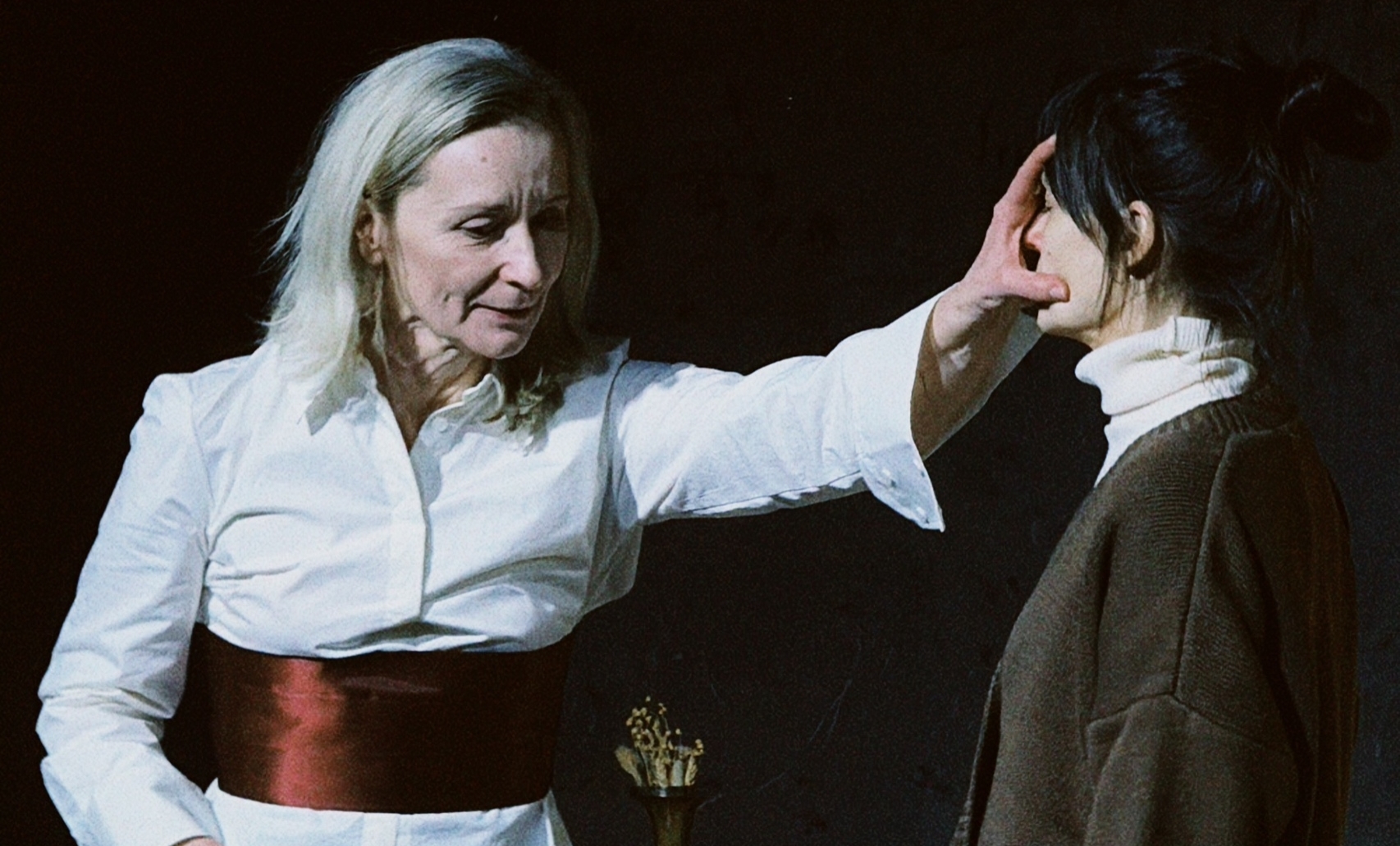 На фото &ndash; момент репетиции спектакля &laquo;Осенняя соната&raquo; &copy; соцсети Никитинского театра