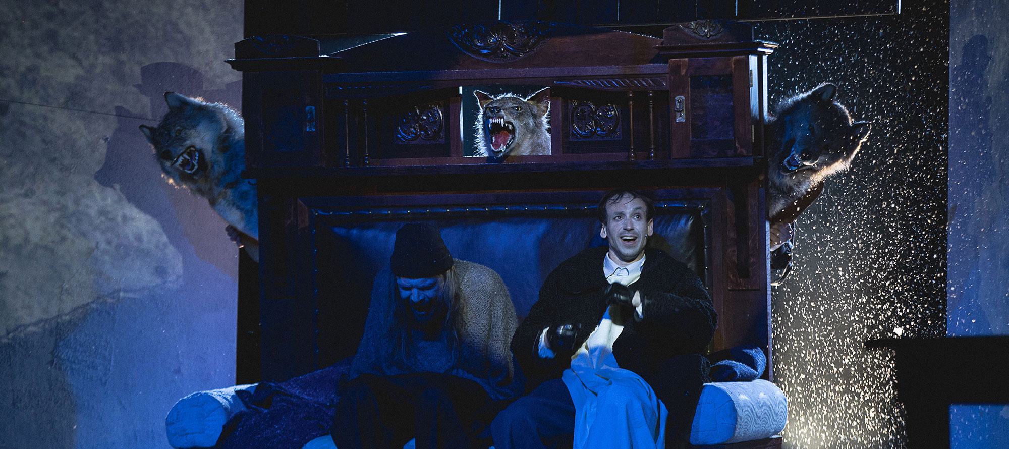 На фото &mdash; сцена из спектакля &laquo;Морфий&raquo; &copy; drampush.ru