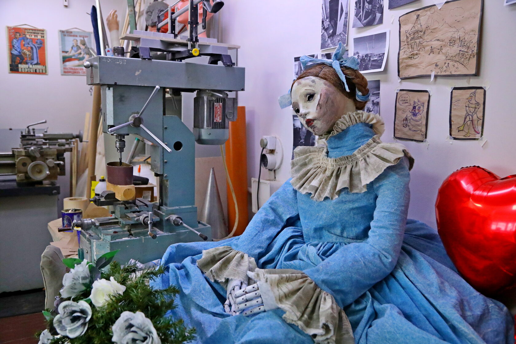 На фото &mdash; заготовка куклы для спектакля &laquo;Онегин&raquo; &copy; rezonanse.ru