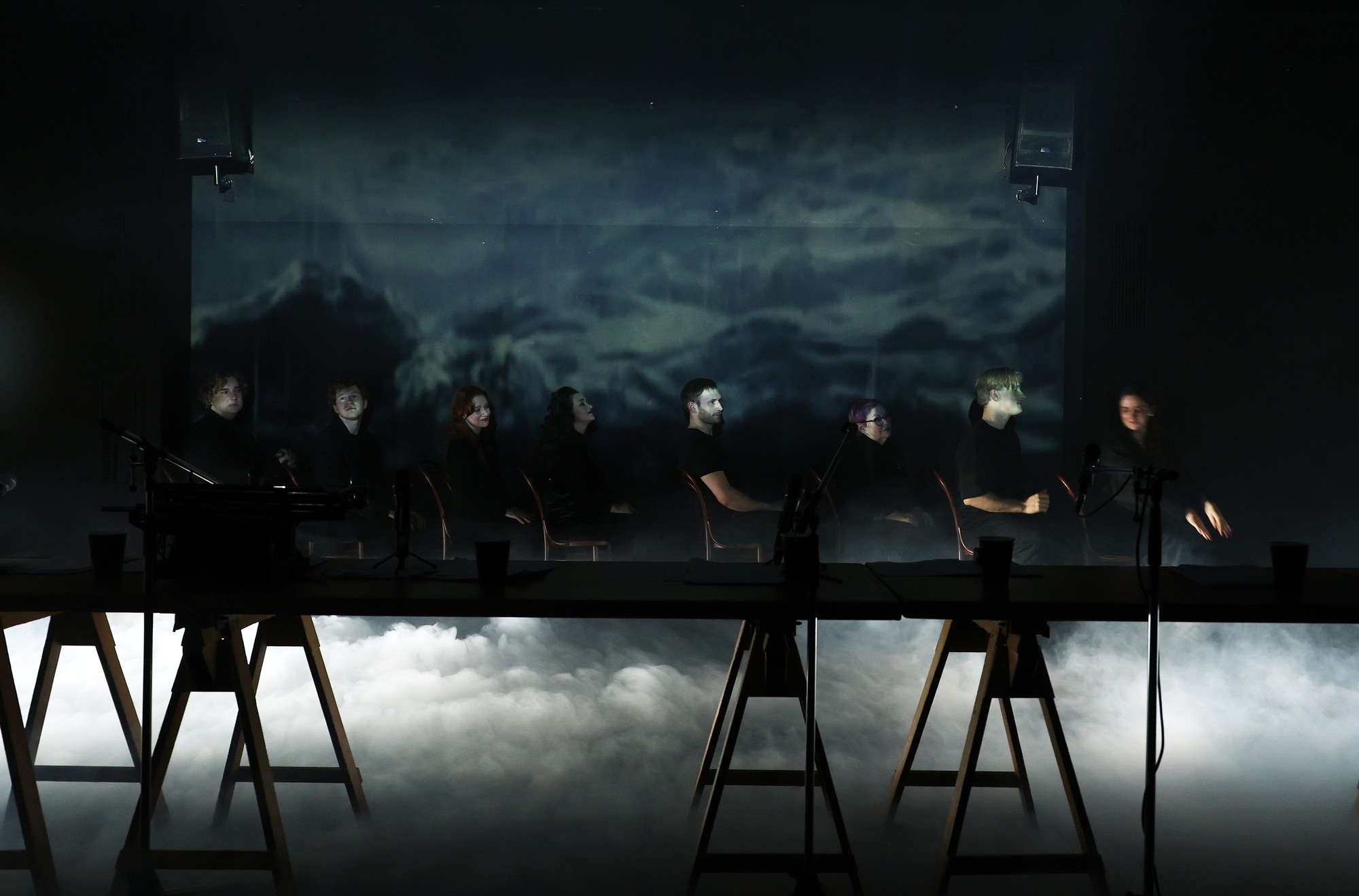 На фото &mdash; сцена из спектакля &laquo;Пыль да Небыль&raquo; &copy; Екатерина Цветкова
